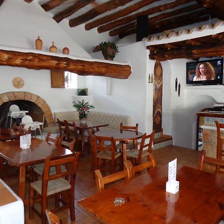 Apartamentos Los Pinares Benet Santa Eulária des Riu Exterior foto