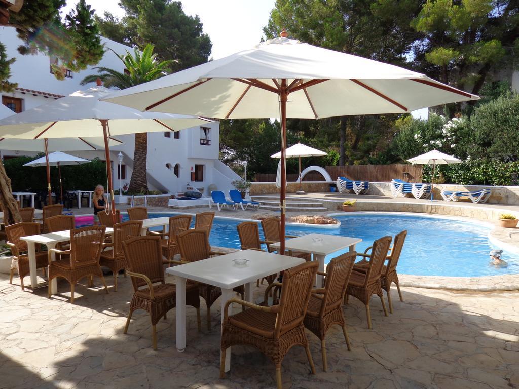 Apartamentos Los Pinares Benet Santa Eulária des Riu Exterior foto